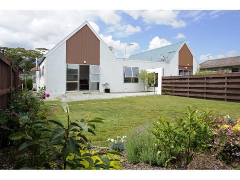 2/55 Fergusson Street, Stoke
