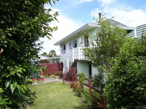 2/10 Feary Crescent, Takaka