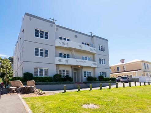 2/4 Oak Park Avenue, Te Aro