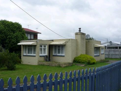 27 Kawaha Point Road, Fairy Springs