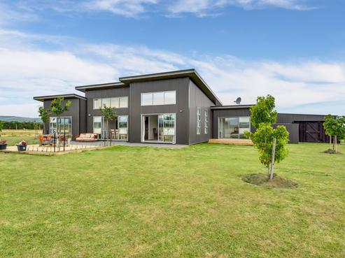 781 Loburn Whiterock Road, Loburn