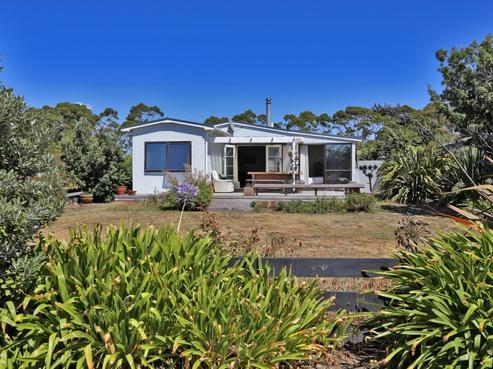 96 Beach Road, Haumoana