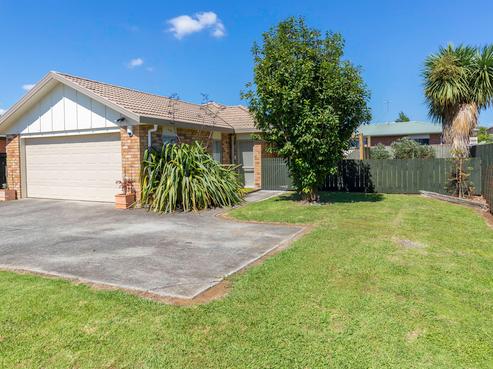 17 Ranch Place, Pukekohe
