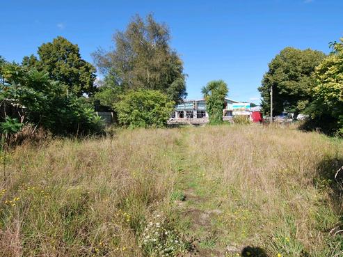 83 Pine Drive, Murupara