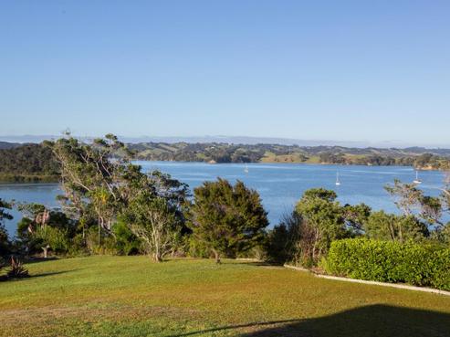 135 Ridge Road, Mahurangi East