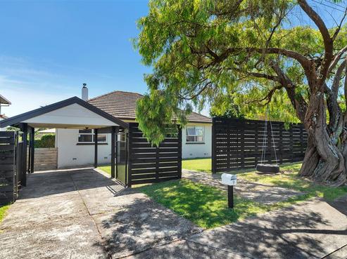 9 Corrella Road, Belmont
