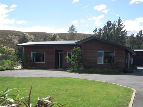 21 Albert Drive, Clyde