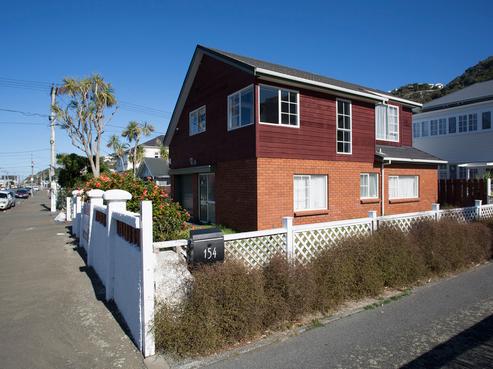 154A Queens Drive, Lyall Bay