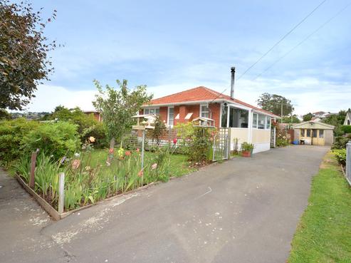 18 Tilburn Street, Halfway Bush