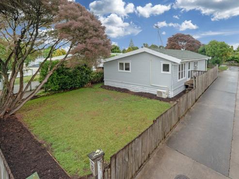 12A Riverlea Road, Riverlea