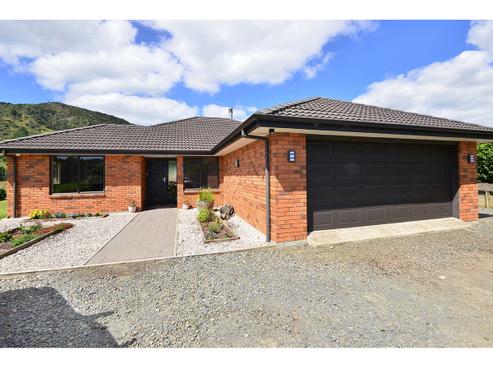 1075A Ahuroa Road, Makarau
