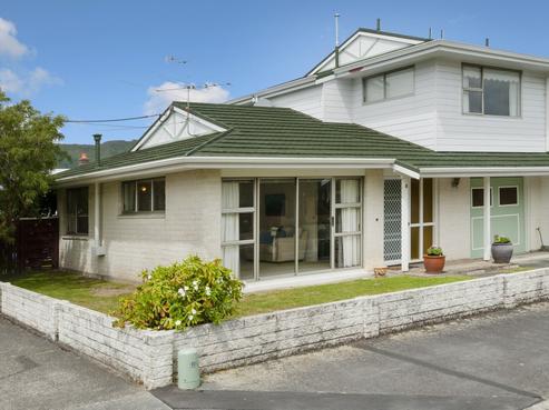 2 Cudby Street, Woburn