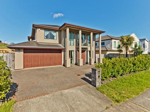 37 Medallion Drive, Oteha