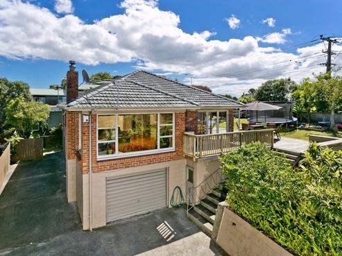 162 Glenfield Road, Birkenhead