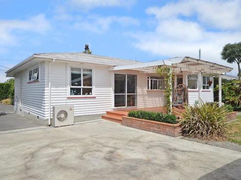 82 Harley Street, Solway