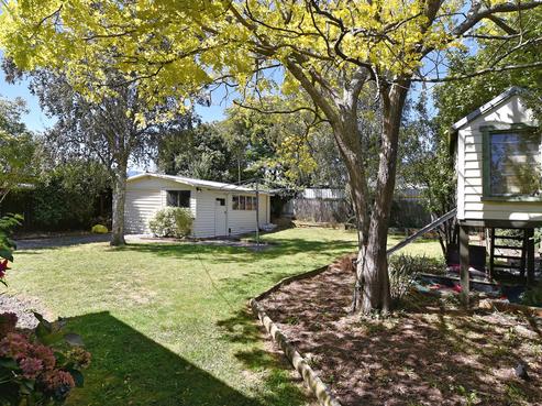 7 Cooper Place, Richmond