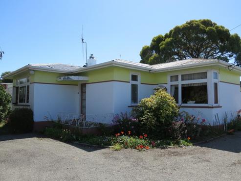 34 Main Street, Weston
