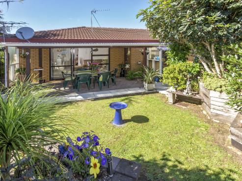 27B Booralee Avenue, Botany Downs