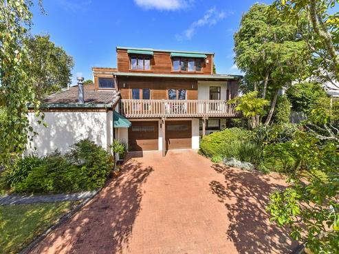 2 Rippleside Place, Pahurehure