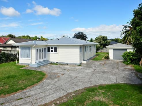 71 Enderley Avenue, Enderley