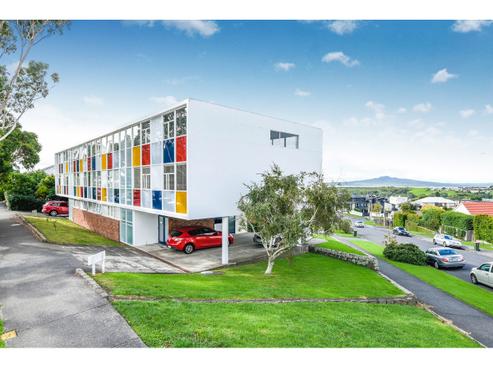 4/32 Coates Avenue, Orakei