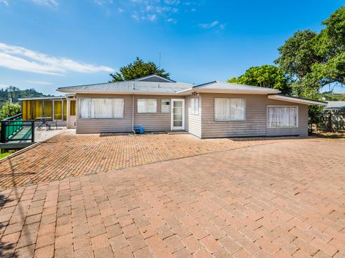 12 Stillwater Crescent, Stillwater