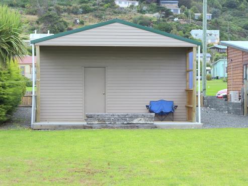 11 Athelney Street, Bluff