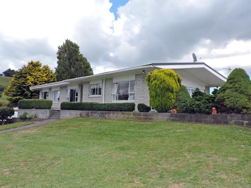 598 Junction Road, Egmont Village
