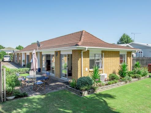 52E Naylor Street, Hamilton East