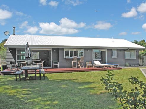 21 Bennett Drive, Tairua