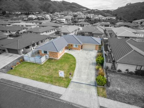 20 Percy Kinsman Crescent, Riverstone Terraces