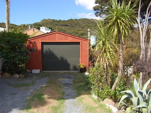 11 Iona Road, Great Barrier Island