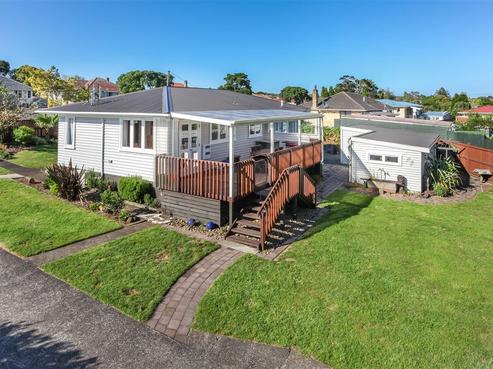 27 Kennelly Crescent, Pukekohe