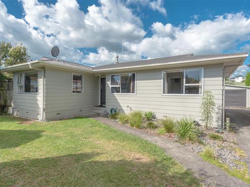 3 Camden Place, Pukete