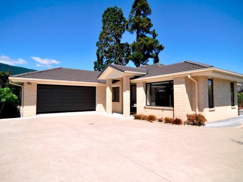 10 Woodstock Place, Stoke