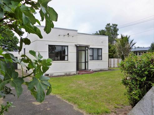 60 Fox Street, Opunake