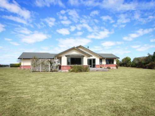 2033 Makino Road, Halcombe