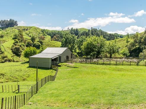 721 Kaukatea Valley Road, Okoia