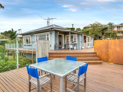 132 Mount Pleasant Road, Mount Pleasant