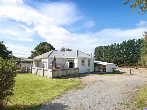 42 Londons Ford Road, Kimbolton