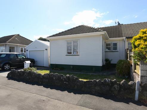 105 Thackeray Street, Napier South