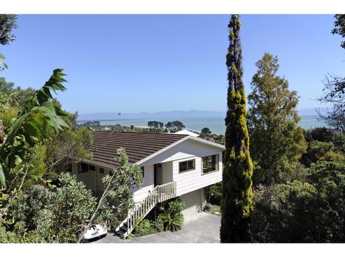 14 Champion Terrace, Moana