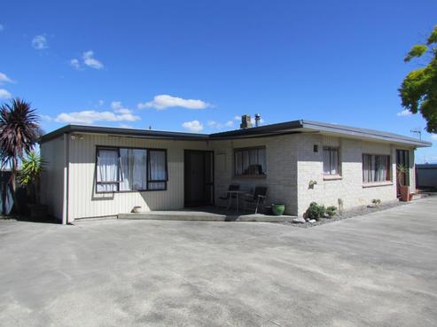 120 York Road, Longlands