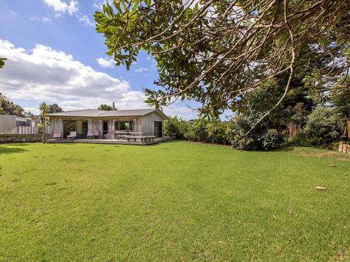 19 Clements Road, Matapouri