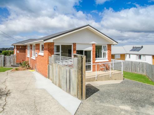 24 Helensburgh Road, Halfway Bush