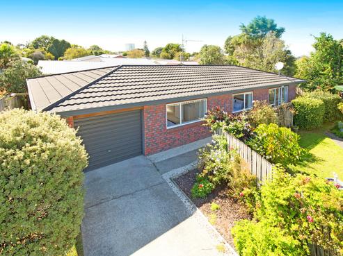 8/54 Lakeside Drive, Orewa