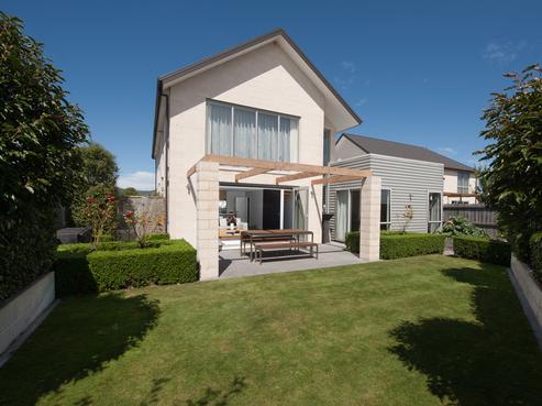 5 Annies Lane, Aidanfield