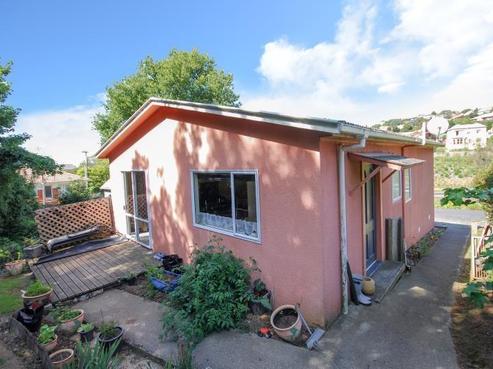 5A Aberfeldy Street, Calton Hill