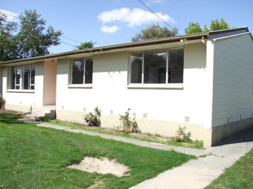 77 Chaucer Street, Milton