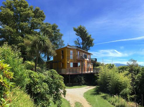 345 Bird Road, Takaka
